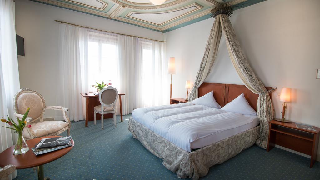 Hotel Schloss Romanshorn Kültér fotó